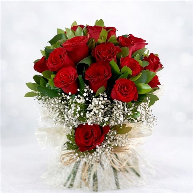 15 li Saf Aşk Kırmızı Gül Buketi