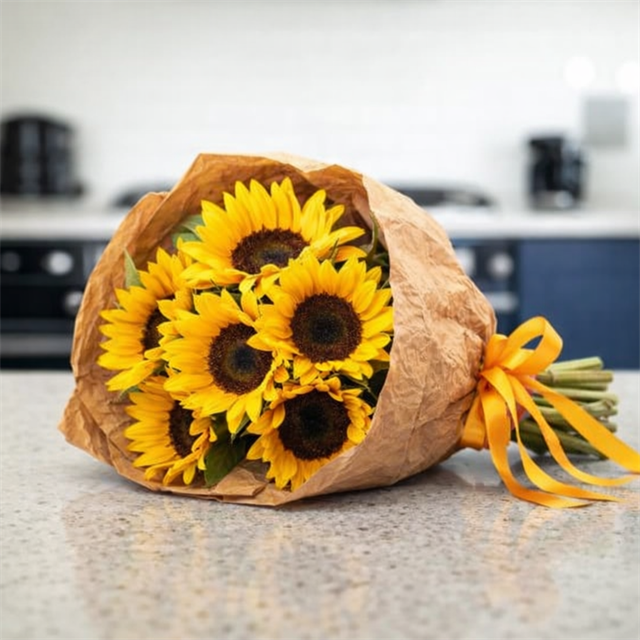 Güneşin Kalbi Ayçiçeği Buketi