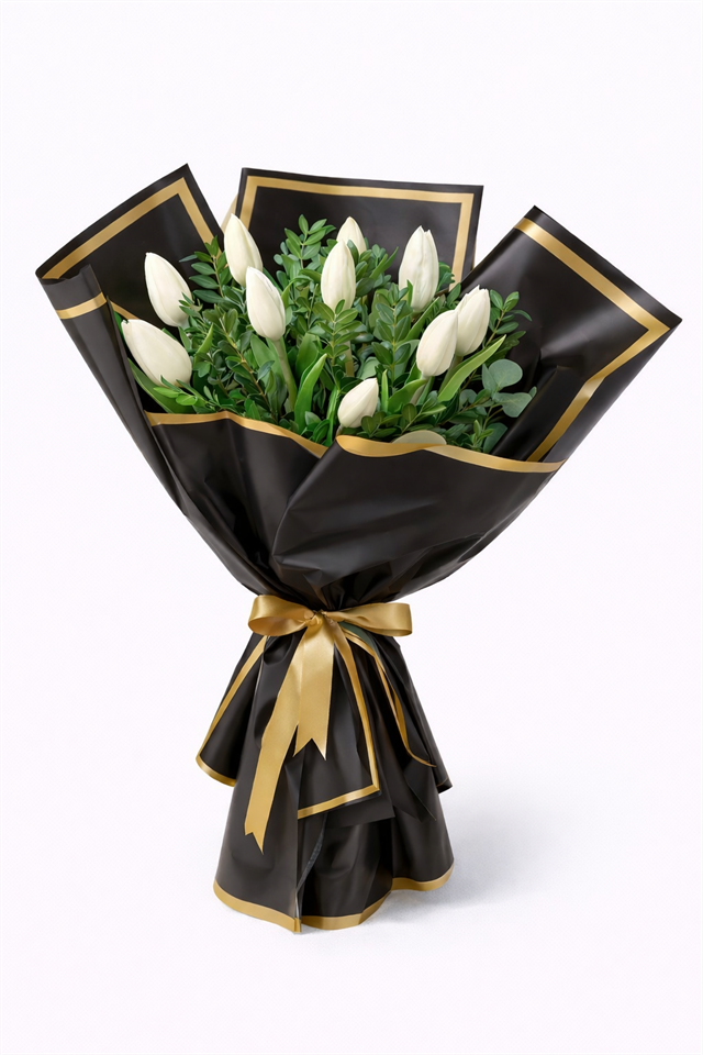 Saf Zarafet Beyaz Lale Buketi