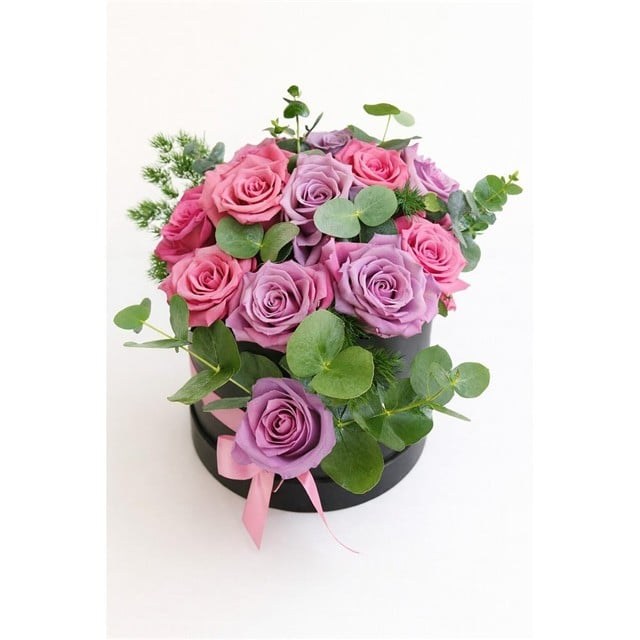 Zarafetin Uyumu – Pembe & Lila Güller